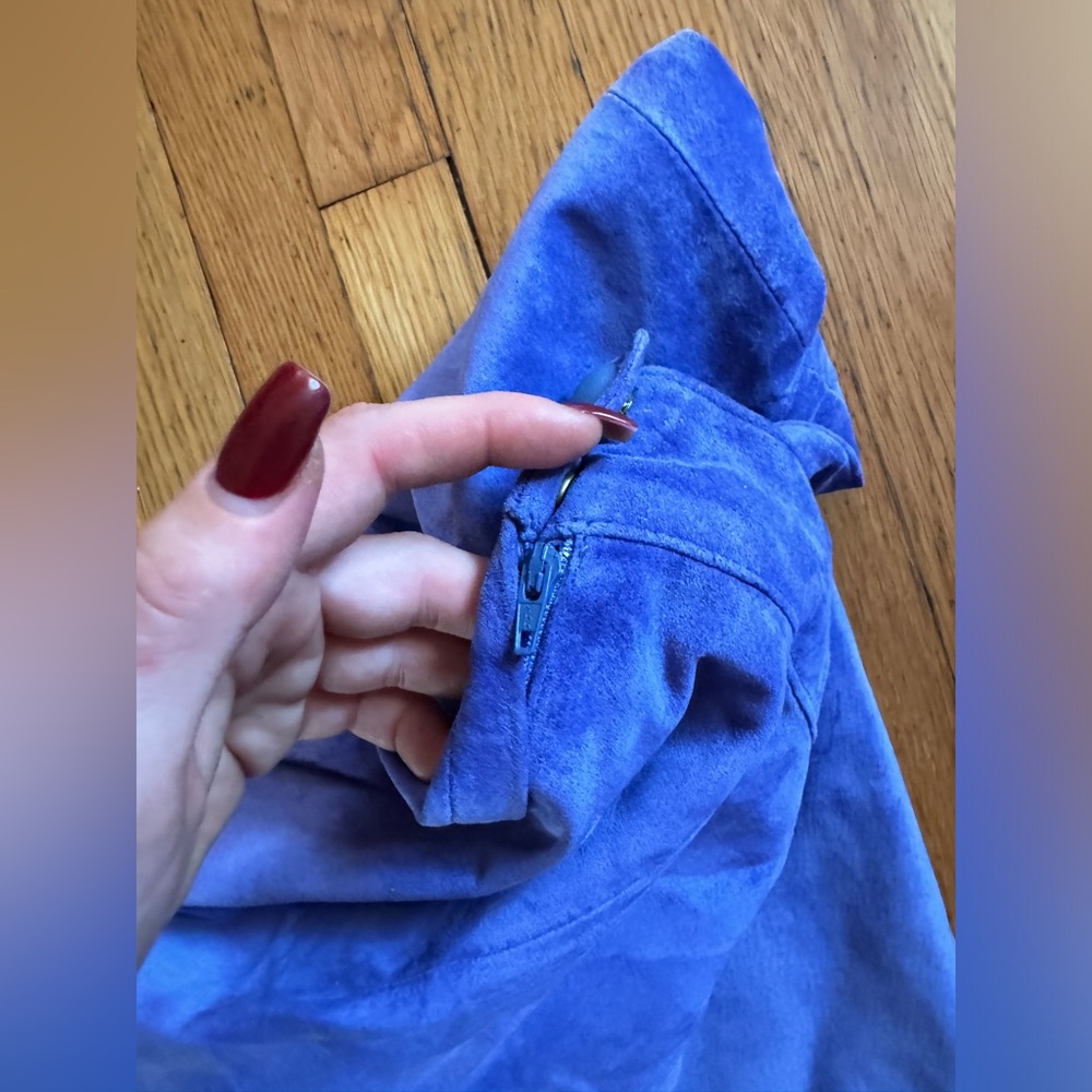 80s Vintage Periwinkle Suede Pencil Skirt - Picture 4 of 8